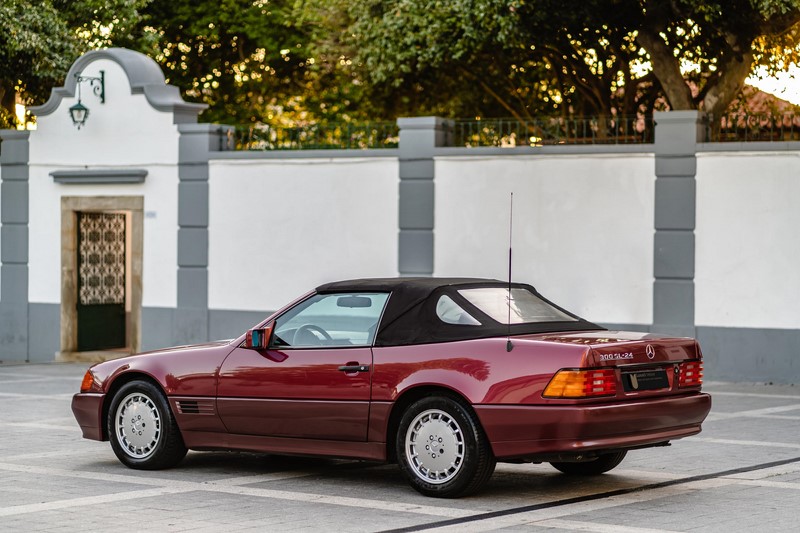 1990 Mercedes Benz 300SL24